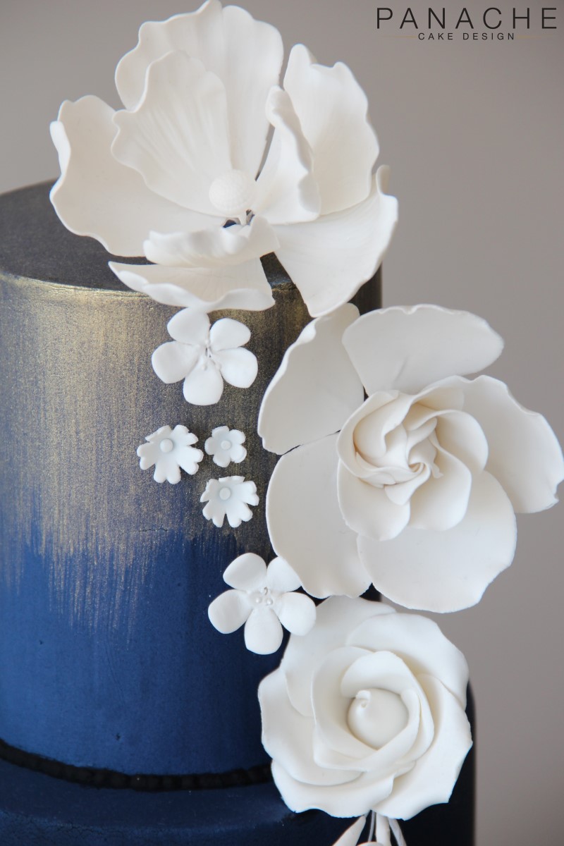 Gallery - Blue and Gold White Flowers 2